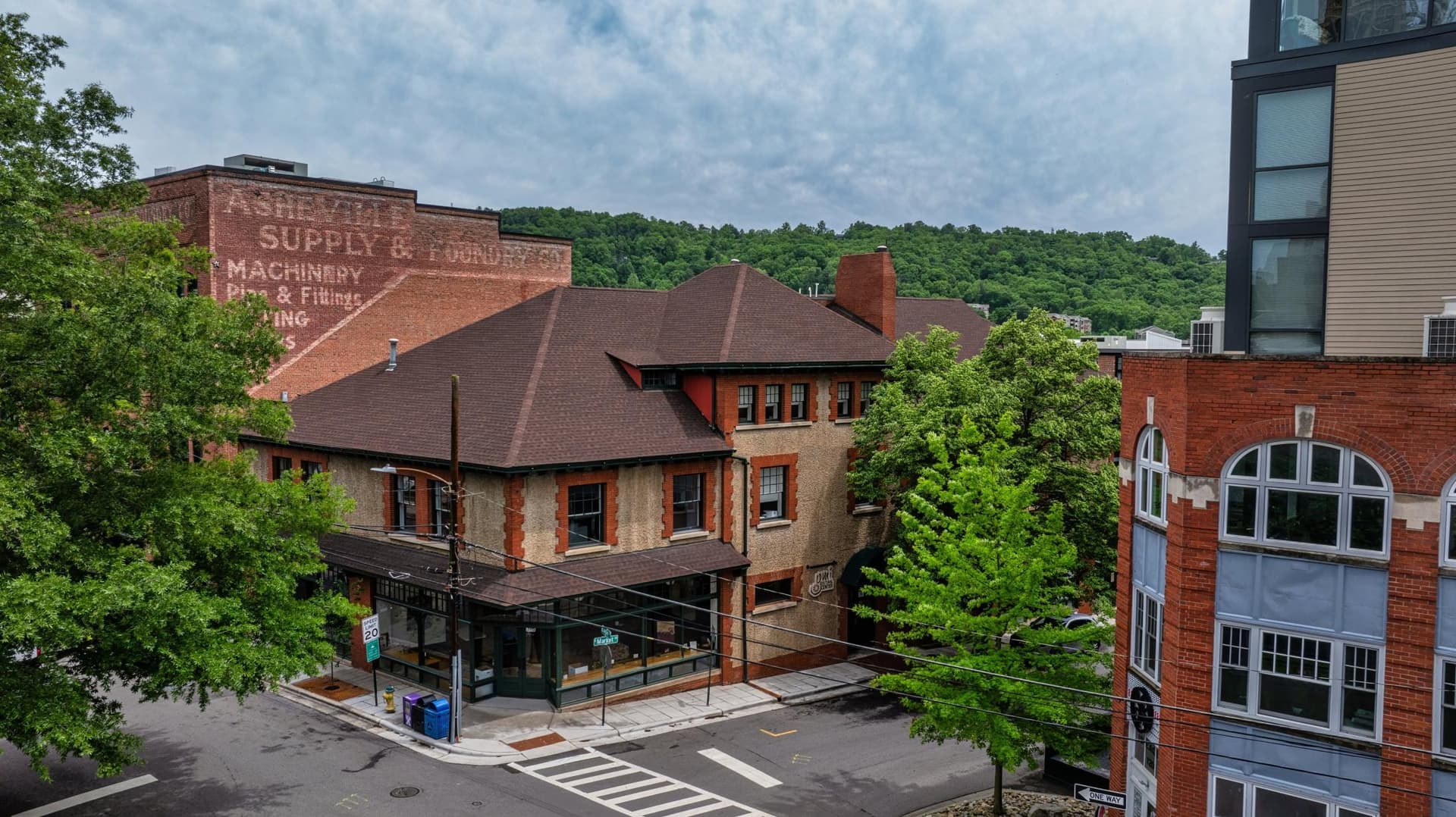 YMI Cultural Center by Reggie Tidwell YMI Cultural Center by Reggie Tidwell