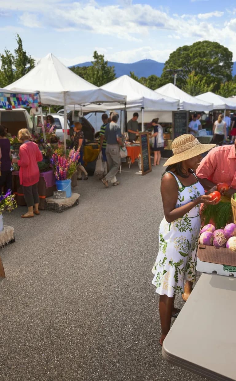 Asheville Date Night Itinerary: Morning Farmer's Market